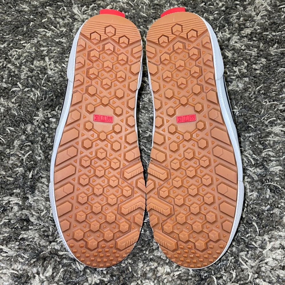 New VANS Sk8-Hi GORE-TEX MTE-3 Waterproof High Top Sneakers - Picture 12 of 16